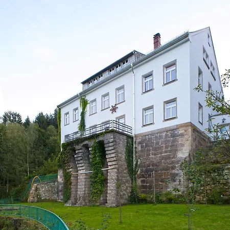 Hotel Burg Schoena - In A National Park 3*