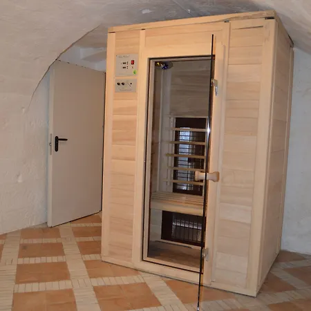 Burg Schoena - In A National Park 3*