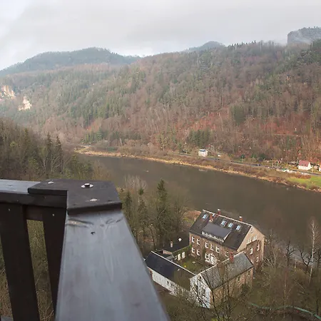Hotel Burg Schoena - In A National Park