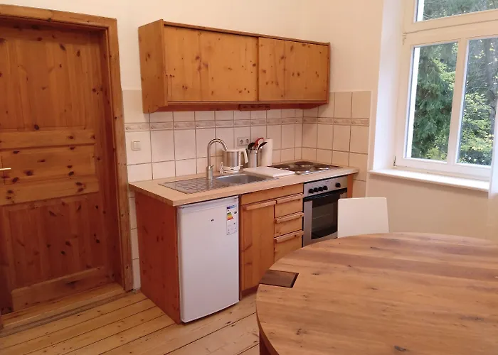 Burg Schoena - In A National Park 3*